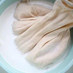 Safety of fresh nut milk is not&nbsp;obvious